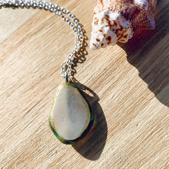 Painted Mermaid Seaglass Necklace - Picture 4 of 9
